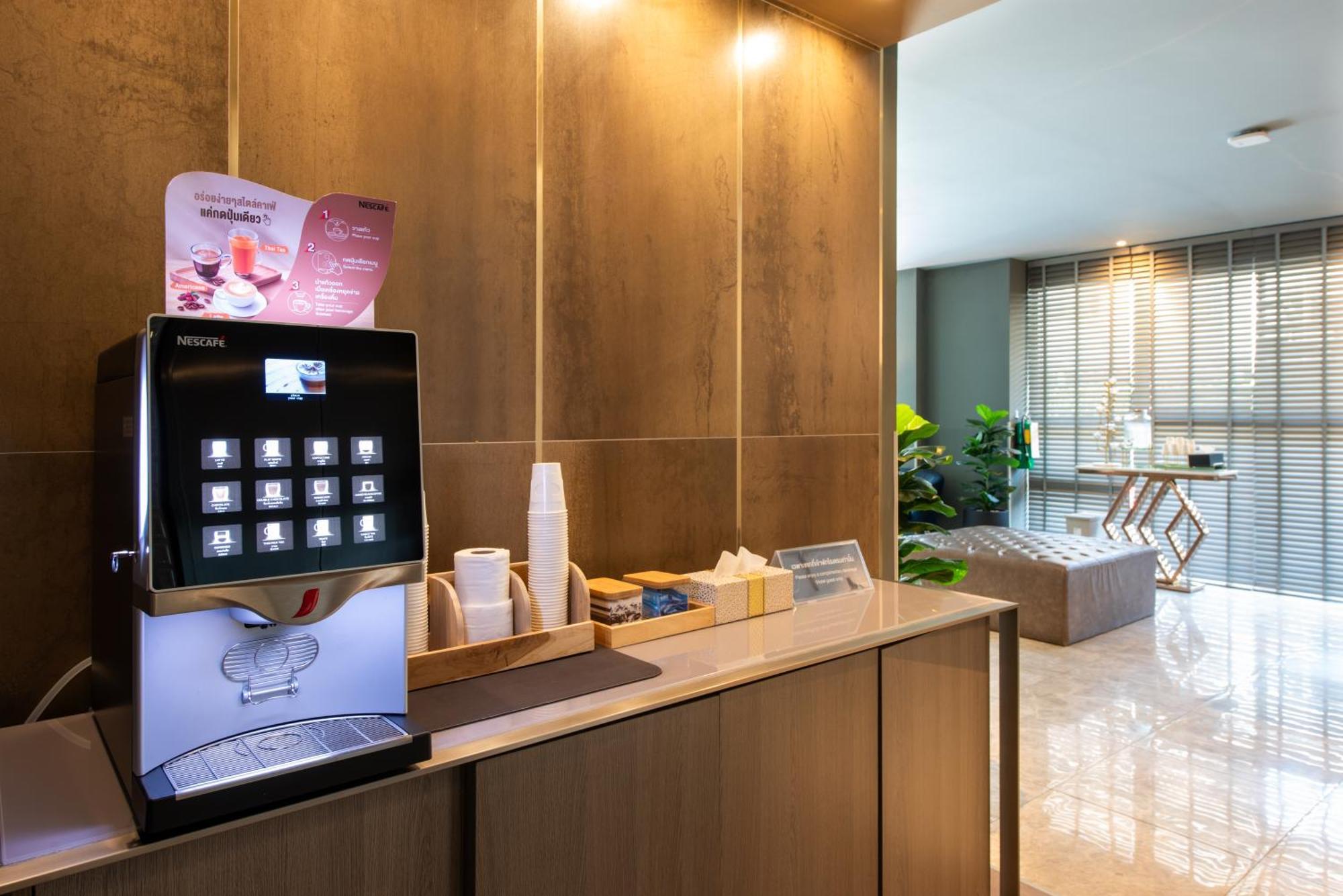 Hi Sotel - Sha Plus Bangkok Ngoại thất bức ảnh